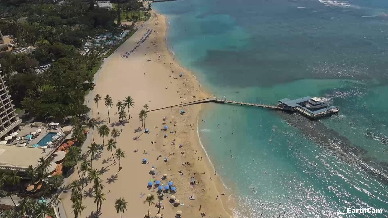 4K] Hilton Hawaiian Village Waikiki Beach Resort in Honolulu, Oahu