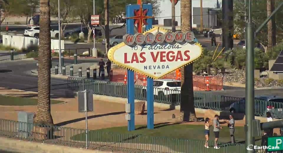 New street signage directs traffic to 'Welcome to Las Vegas' sign