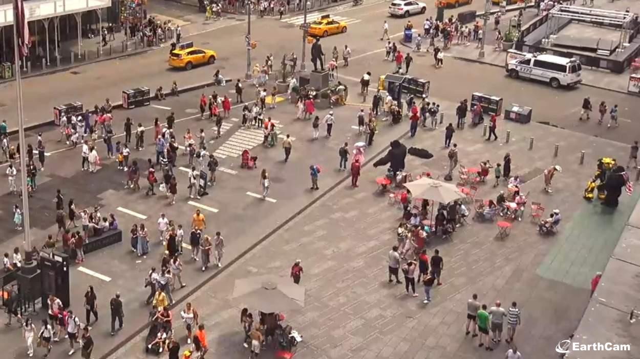 Times Square Cams - EarthCam