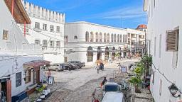 EarthCam: Stone Town - Livingstone's Restaurant