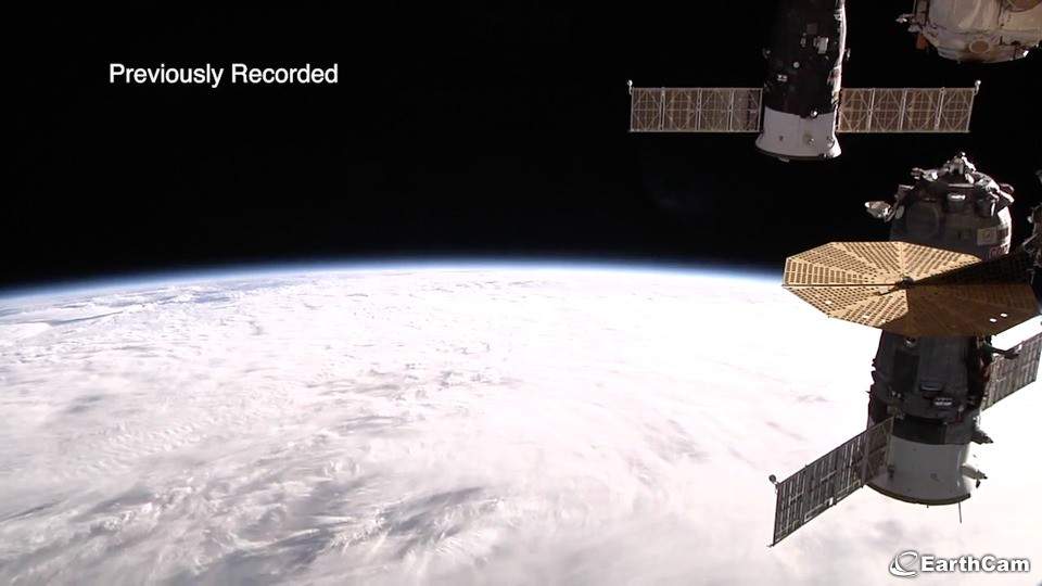 These Views Are Out Of This World Literally See Planet Earth From The Perspective Of Nasa S International Space Station With This Live Webcam