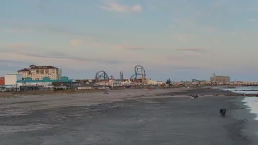 14th Street Fishing Pier Looking North